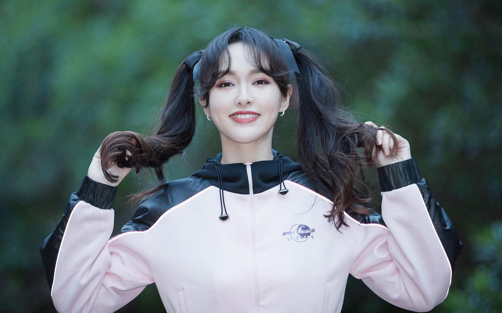 世界杯巅峰对决:激烈战场,精彩纷呈!,世界杯经典比赛视频